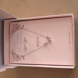 LC Lauren Conrad Silver 'Mom' Necklace Jewelry Box Set
